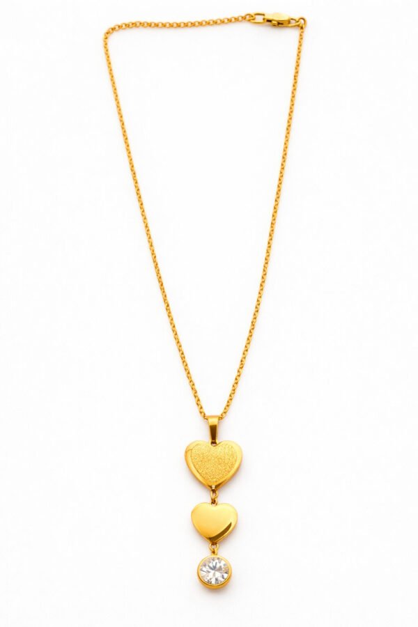 Elegant Gold Heart Pendant Necklace for Women – Anti-Tarnish Finish