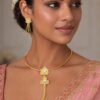 Elegant Gold Flower Choker Necklace – Anti Tarnish