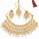 Elegant Gold-Tone Kundan Jewelry Set for Women – Necklace, Earrings & Maang Tikka
