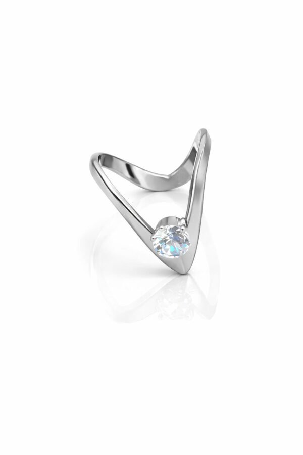 Sterling Silver V-Shape Cubic Zirconia Solitaire Ring – Anti Tarnish